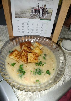 A picture of Creamy Croutons soup.