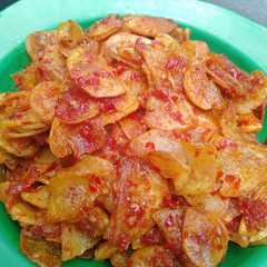 A picture of Kentang balado ebi.