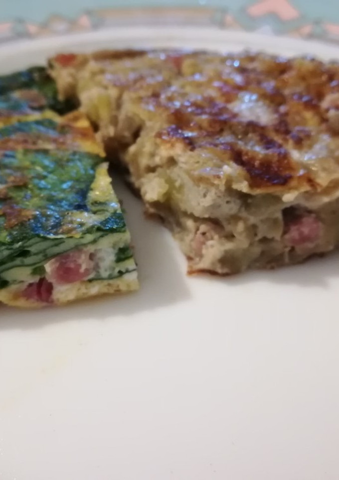 Una foto de Dos tortillas de verduras rápidas y sanas
