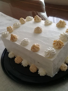 Una foto de Torta de manjar y nuez