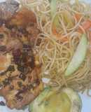 Muslos al ajillo con pasta y vegetales 🍗🥗