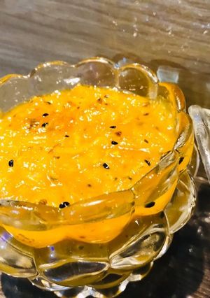 A picture of Kacche aam ki Chutney.