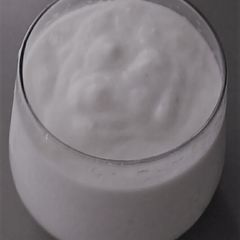 A picture of Banana smoothie with coconut milk.