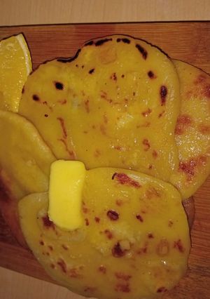 A picture of Easy Garlic Naan.