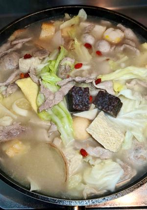 麻油松阪豬肉鍋 的食譜成品照片
