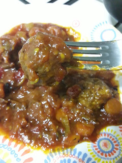 Una foto de Albóndigas vegetarianas con mermelada de pimiento al vino blanco