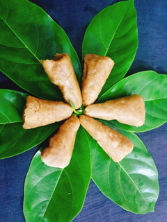 கும்பிலியப்பம் (Kumbiliappam recipe in tamil) செய்முறை முக்கிய புகைப்படம்