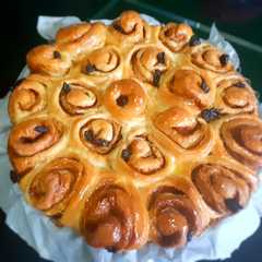 A picture of Cinnamon roll.