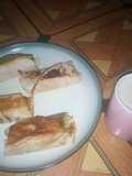 Chips et beef roll