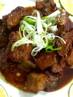 Hình của món Sườn sốt cam.