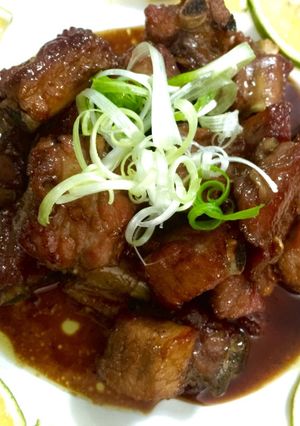 Hình của món Sườn sốt cam.