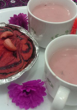 A picture of Kashmiri chai.