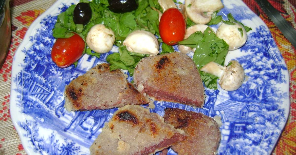 Milanesas De Viandada Corned Beef Con Ensalada Y Boconccinos Receta De La Profe Luisa Cookpad