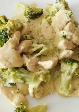 Una foto de Pollo al curry con verduras (rápido)