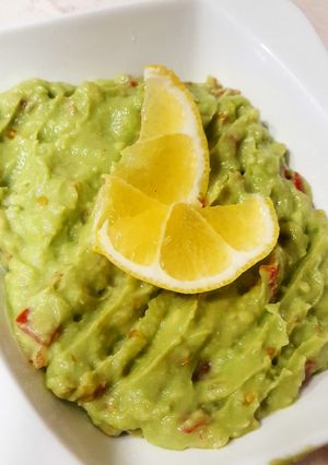 O poză a rețetei Guacamole.