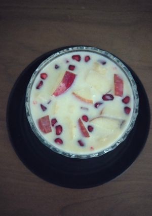 કસ્ટર્ડ બાઉલ રેસીપી મુખ્ય ફોટો
