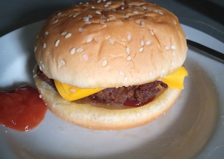 Resep Burger ala McD / Burger King (beef burger) yang Lezat