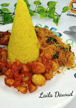 Foto resep Nasi Kuning Lauk Habang Komplit
