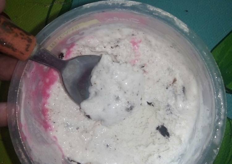 Cara Gampang Menyiapkan Es cream homemade super lembut yang Bikin Ngiler