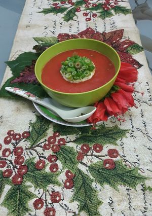 Sweet and Tangy Tomato Soup রেসিপির প্রধান ছবি