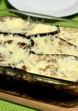 Una foto de Lasagna de pollo, champignon y berenjena 🍗