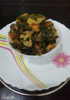 A picture of Aloo, Methi, Matar.