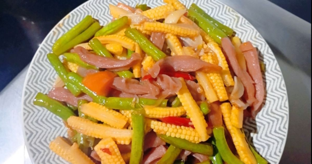 Tumis jagung muda buncis sosis