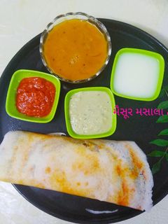 મૈસૂર મસાલા ઢોંસા (Mysore Masala Dosa Recipe In Gujarati) રેસીપી મુખ્ય ફોટો