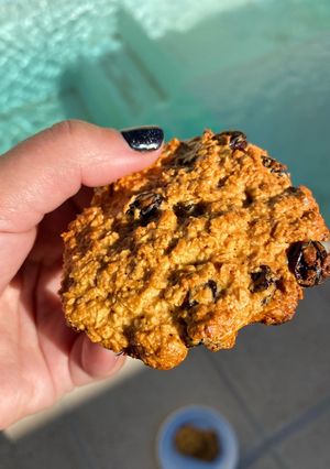 Una foto de Galletitas de avena, almendras, nueces y pasas de uva