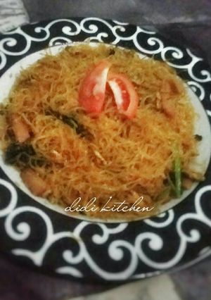 Foto resep Bihun Goreng Sosis Sederhana 🍝