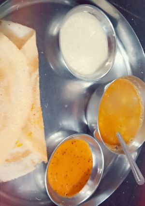 डोसा- चटनी (dosa chutney recipe in Hindi) रेसिपी मुख्य फोटो