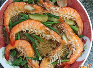 รูปของ กุ้งอบวุ้นเส้นในกระทะ