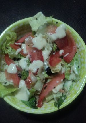 Una foto de Ensalada ranchera con aderezo de queso de cabra los Correa. México
