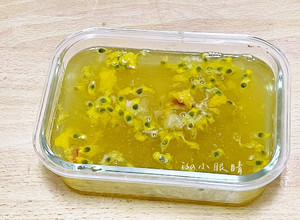 百香果綠茶凍 的食譜成品照片