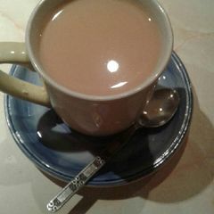 A picture of Glen tea with Long life milk.