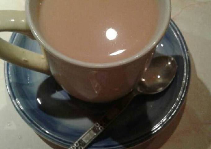 Steps to Make Homemade Glen tea with Long life milk