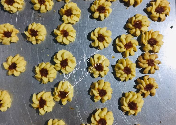 Resep Semprit nanas yang simpel