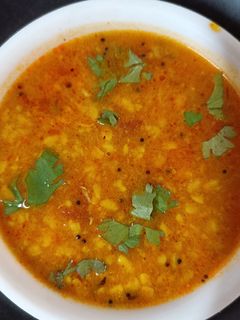 અડદની દાળ (Urad Dal Recipe In Gujarati) રેસીપી મુખ્ય ફોટો