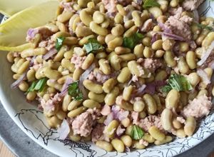 Une photo de Salade de flageolets, endives et thon