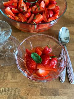 Une photo de ☆Nage de Fraises à la Menthe☆