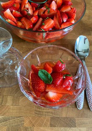 Une photo de ☆Nage de Fraises à la Menthe☆