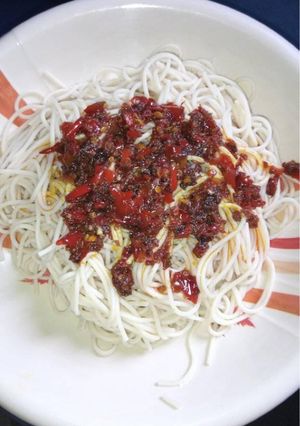 Taliya da miyar jajjage ainihin hoton girkin