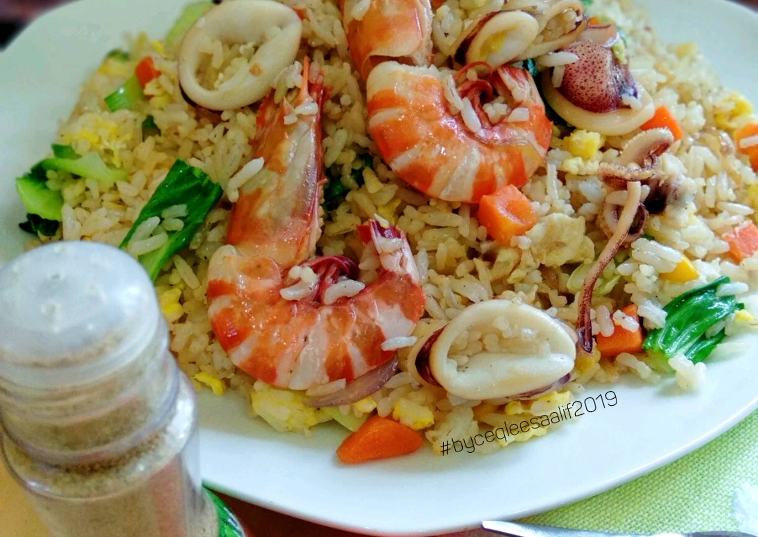 Resipi Nasi  goreng  Seafood  oleh Leesa Alif Cookpad