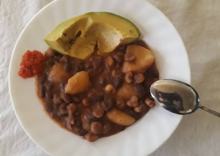 How to Make Award-winning Githeri with Irish Potatoes Mix#authorsmarathon#