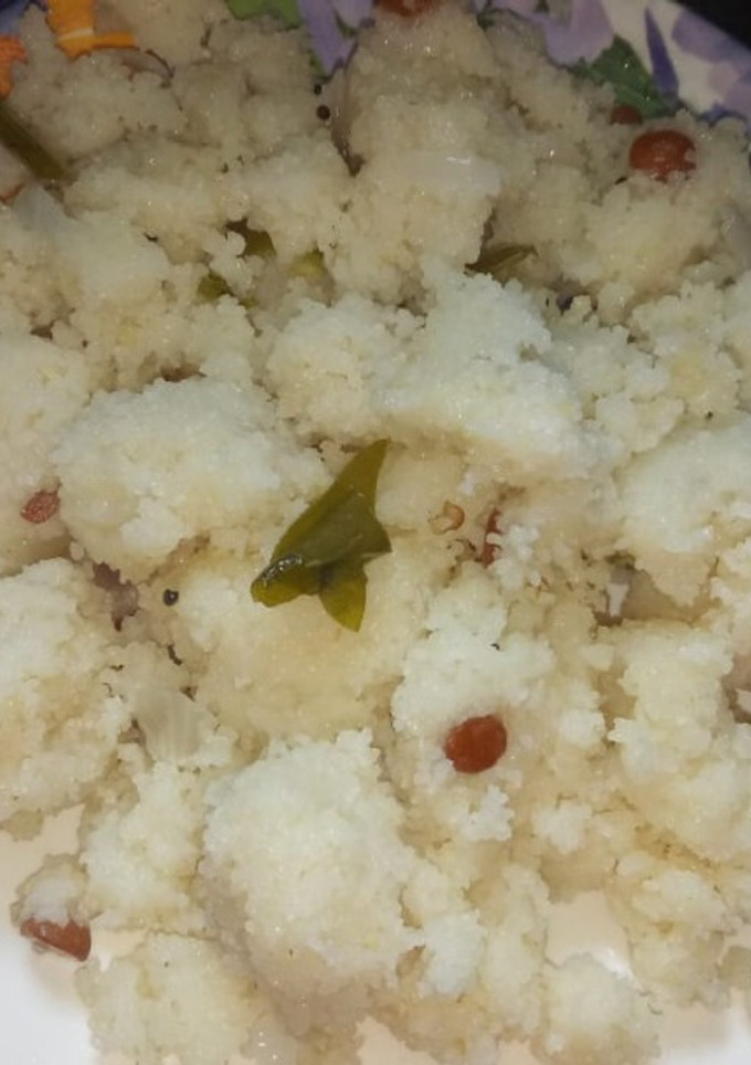 சுஜி கிச்சடி(suji kichadi) செய்முறை முக்கிய புகைப்படம்