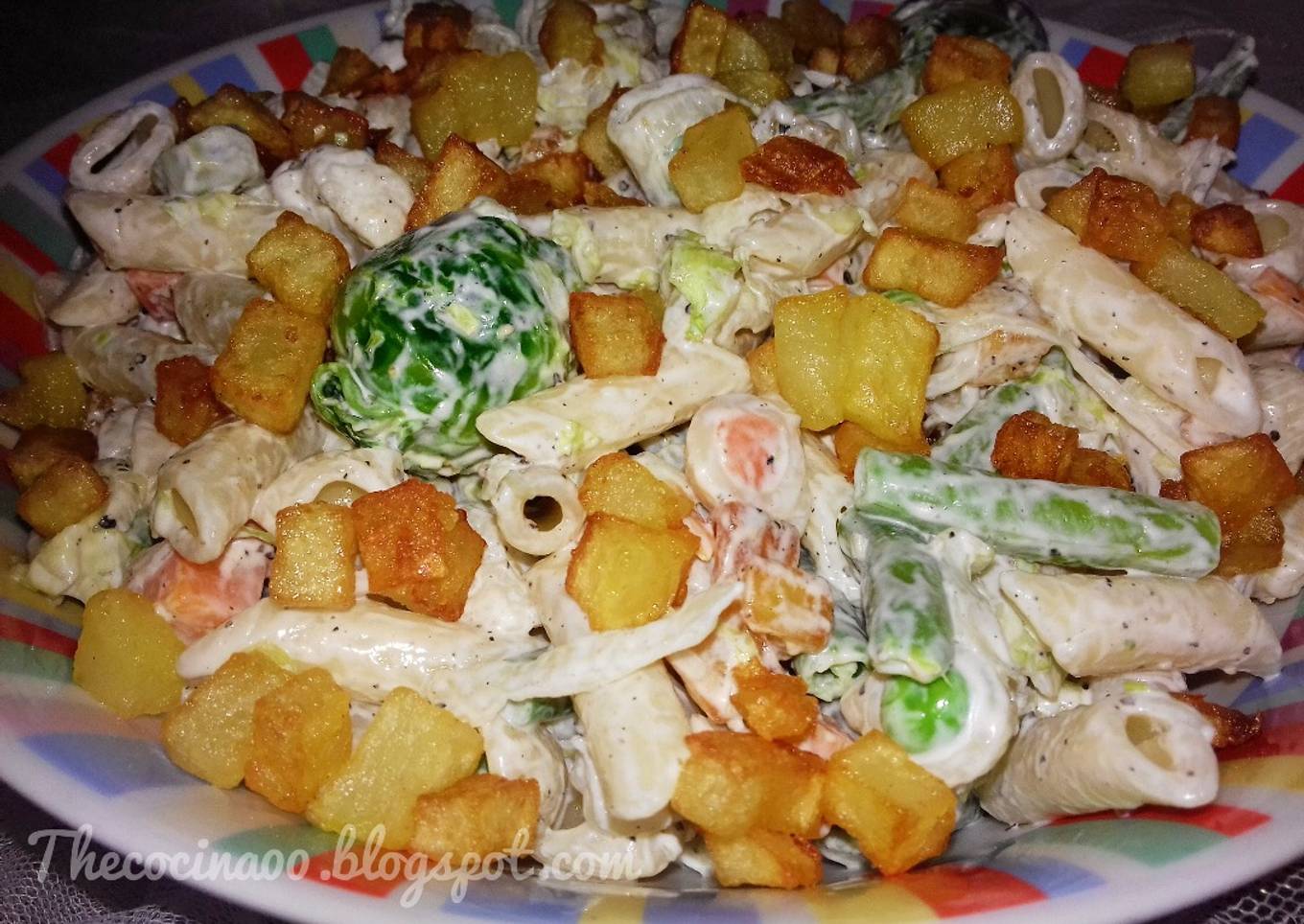 Pasta with mayonnaise and veggies