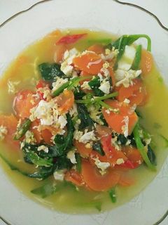Foto resep Tumis bayam telur wortel