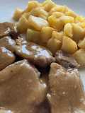 Solomillo de cerdo en olla exprés y compota de perelló