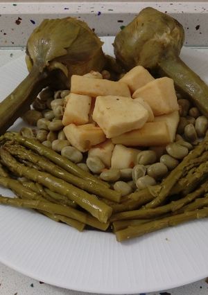 Una foto de Chocos con verduras a la sidra