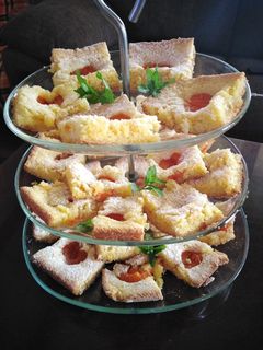 O poză a rețetei Prăjitură cu caise.